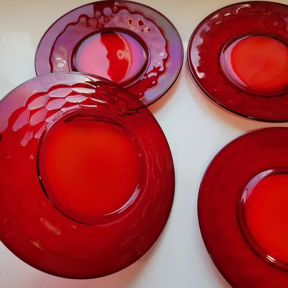 SOLD Ruby Red Plates Georgian Thumbprint Luncheon Dessert Salad 8" Set 4 - Picture 5 of 11